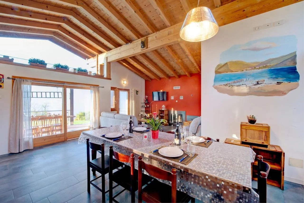 Villa Chalet Inganna Colico Italien